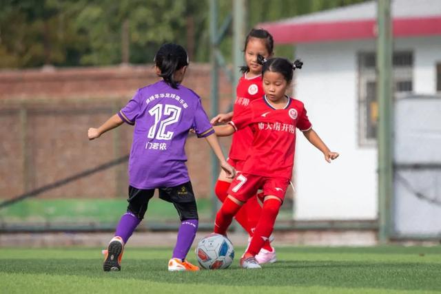 斯诺克世锦赛大幕将启 中国军团再赴克鲁斯堡之约