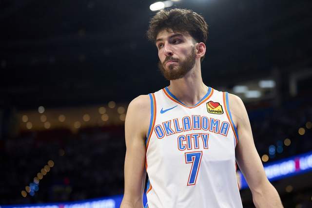 王哲林19+7+6上海胜江苏 浙江7人上双胜山西