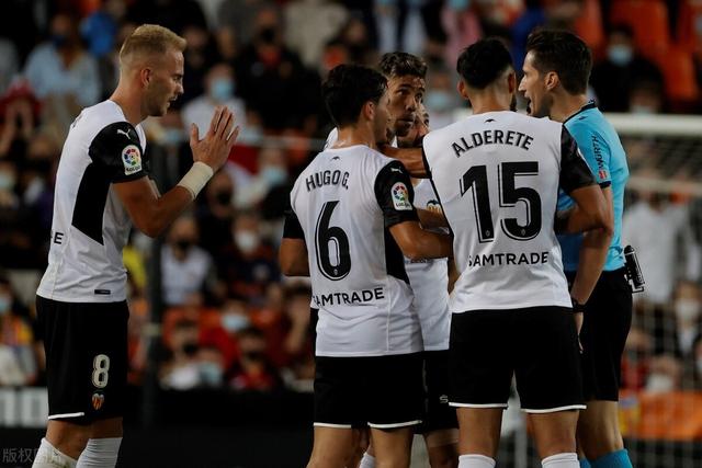 苗立杰入选FIBA名人堂 中国篮协向她发出贺信