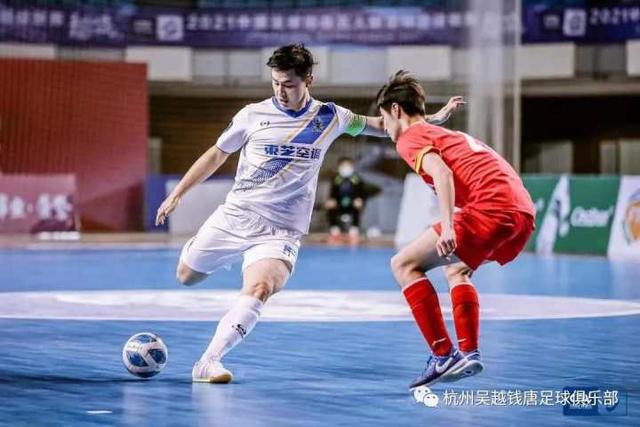 记者：北控正与马布里深入沟通 邀其重新执教