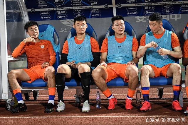 NBA新赛季正式揭幕 凯尔特人升起第18面冠军旗